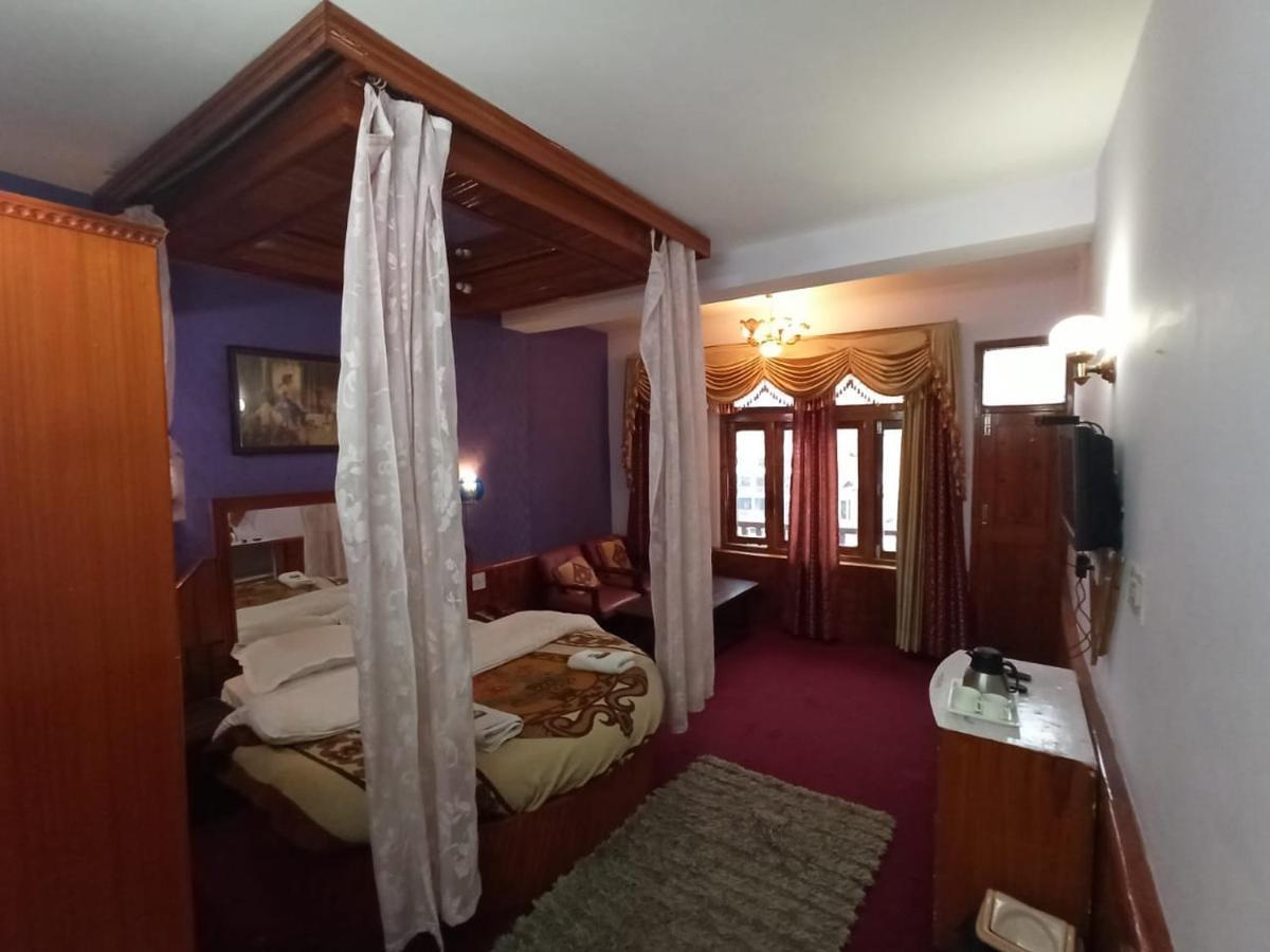 Hotel Him View Manāli エクステリア 写真